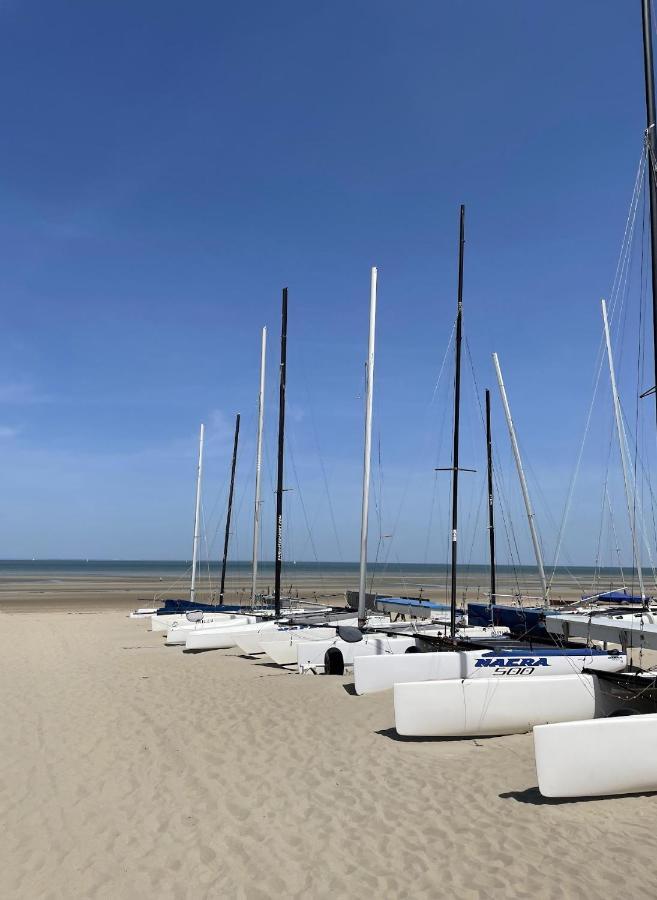 Moderne Studio Aan Het Strand In Oostduinkerke-Bad Koksijde Exterior photo